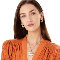 Lux Garden Pendant Necklace 9 Lux Garden Pendant Necklace -Fashion Accessories Store lux garden pendant necklace silver gold 3 918567db 4b76 4709 bd3c 93b5277cdb12